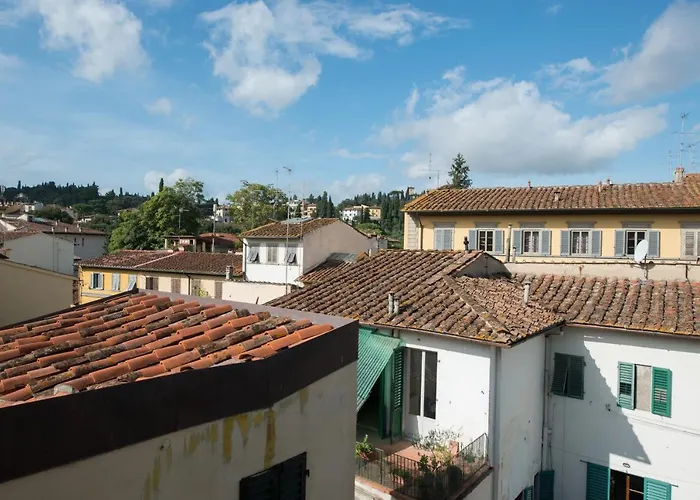 Centrale APT con terrazza a 5min dal Pitti! - HomeUnity
