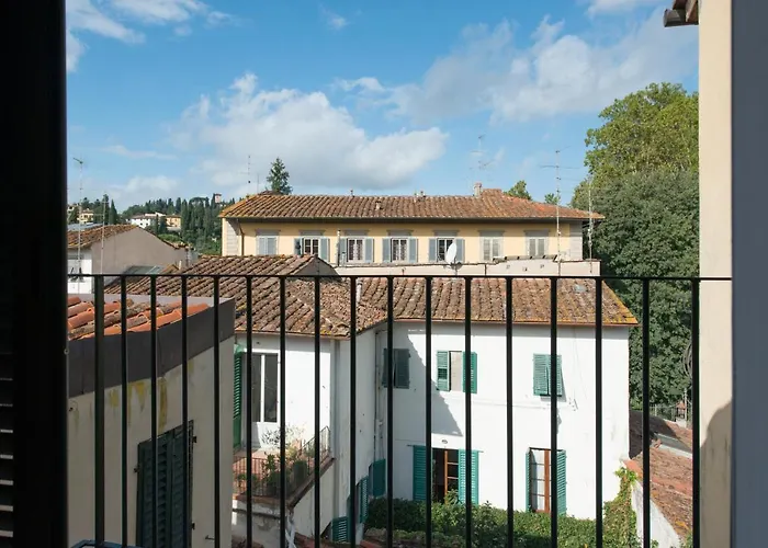 Centrale APT con terrazza a 5min dal Pitti! - HomeUnity